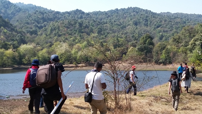 Dhap Lake in Shivapuri Nationalpark -  himaland.com